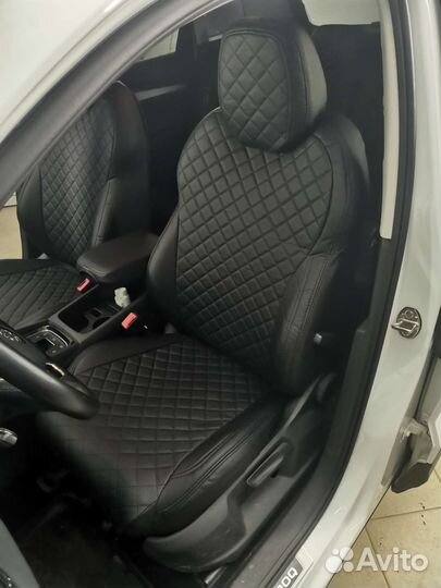 Авточехлы из экокожи ромб на Skoda Karoq