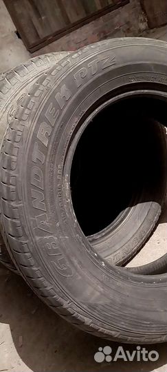 Dunlop Grandtrek PT2 215/65 R16