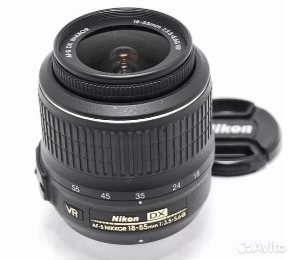 Объектив Nikon 18-55mm f/3.5-5.6G AF-S VR DX