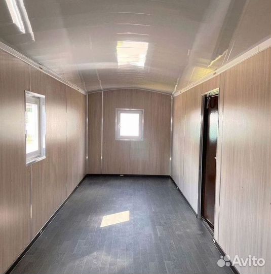 Вагон дома на колесах, полозьях