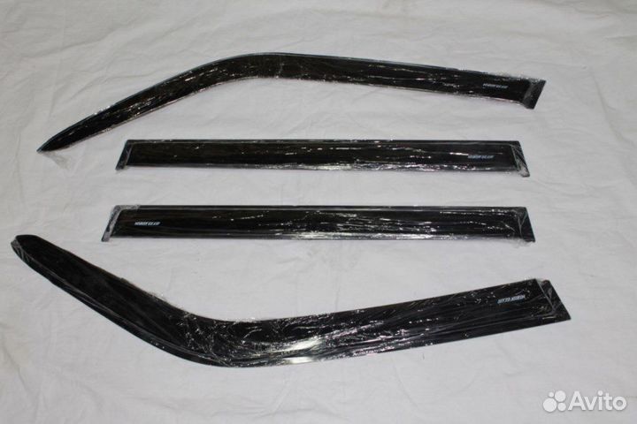 Ветровики ваз 2172 Приора хетчбек voron glass