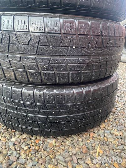 Yokohama Ice Guard IG50 215/65 R16