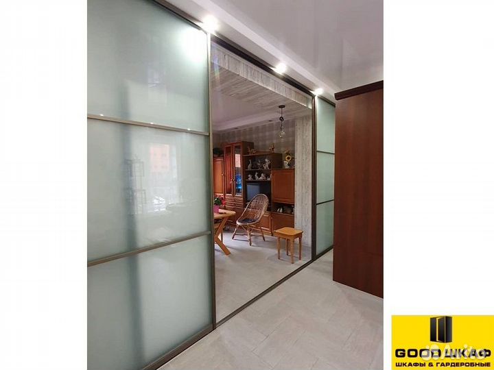 Раздвижные межкомнатные перегородки двери