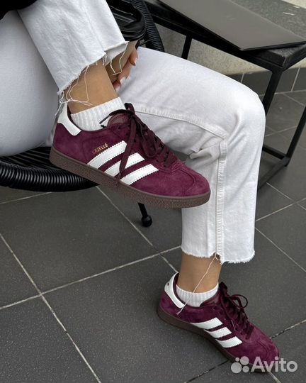 Adidas Gazelle Maroon / chalk white