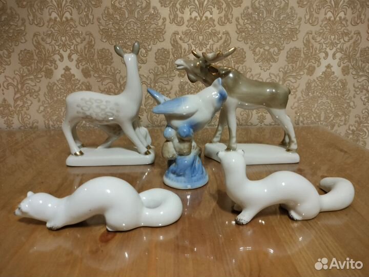 Фарфоровые статуэтки зхк