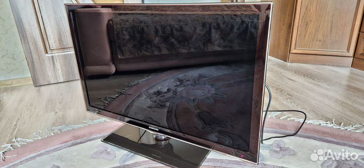 Телевизор SMART TV