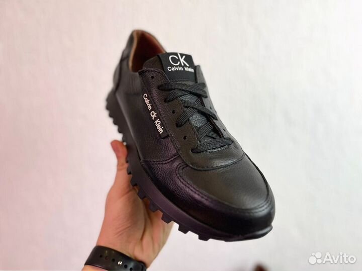 Кроссовки Calvin Klein спортивные