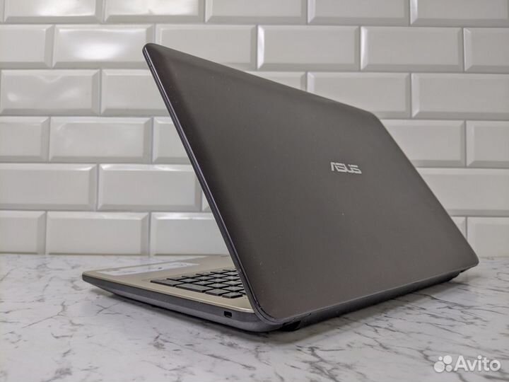 Ноутбук Asus Core i3+ram 4gb+ GeForce 920M