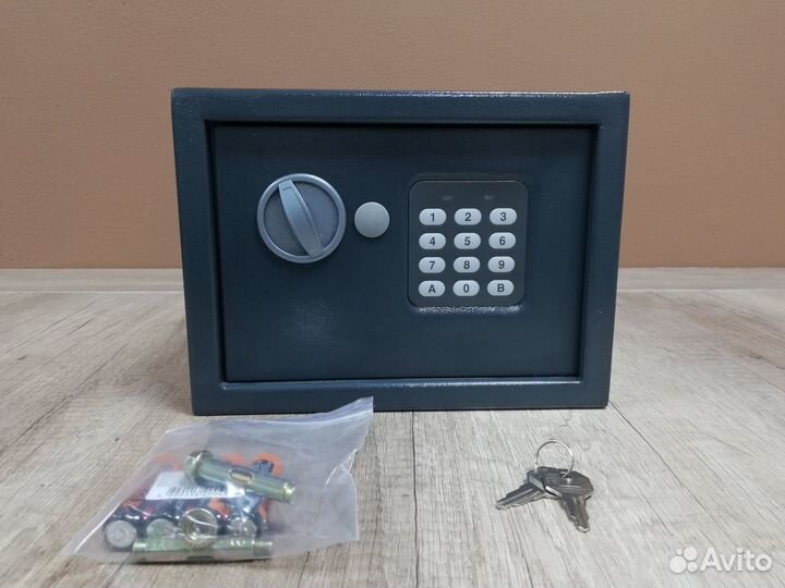 Сейф электронный Пакс Метал SFT-17 EN в наличии