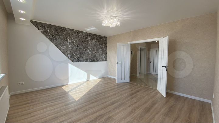 2-к. квартира, 71,3 м², 21/24 эт.