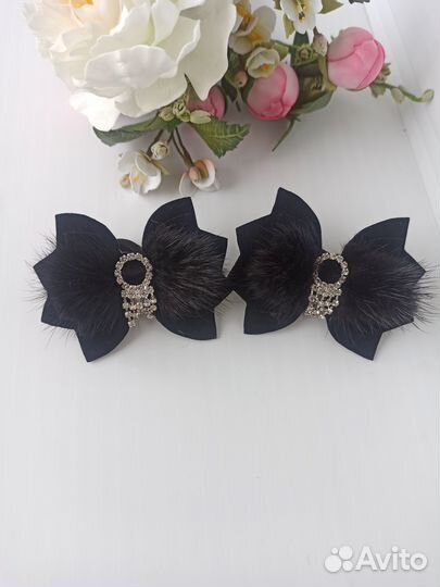 Замшевые бантики с мехом, ручная работа