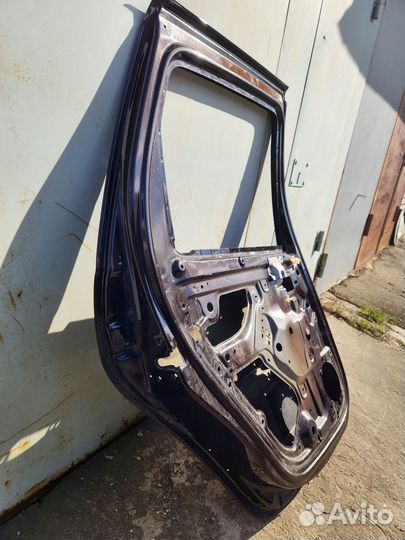 Задняя левая дверь рено дастер 12-20 г.в