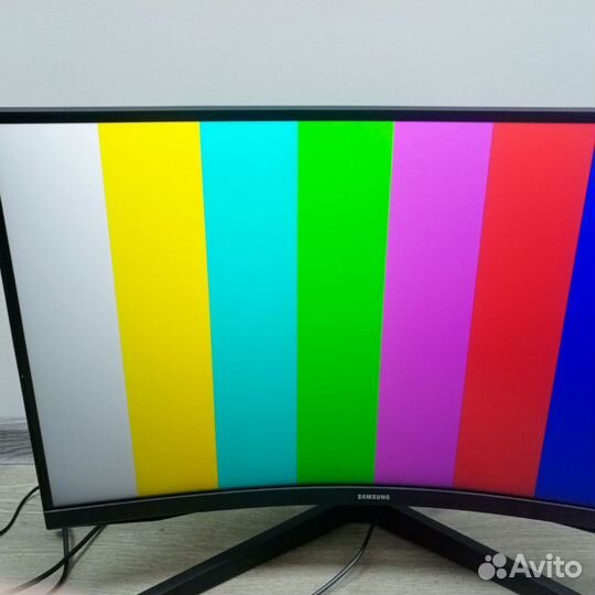 Изогнутый монитор Samsung Odyssey G5 27''