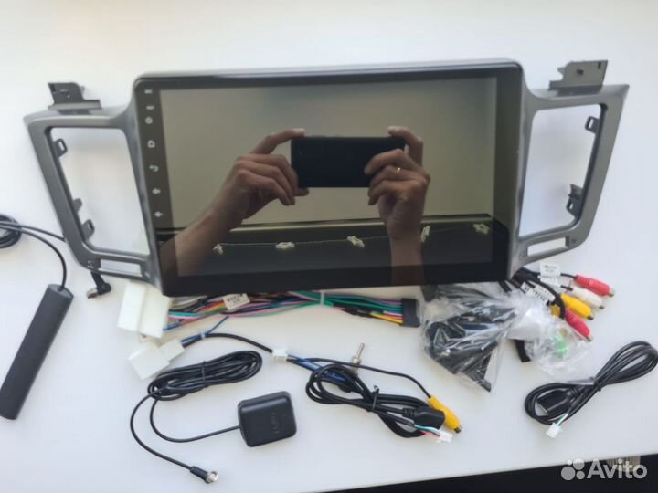 Магнитола android toyota rav 4 40 2 / 32 гб
