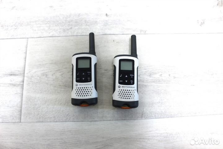 Рация motorola Tlkr t50 2 штуки