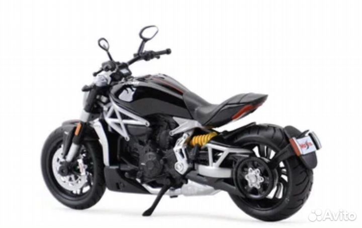 Модель мотоцикла 1 12