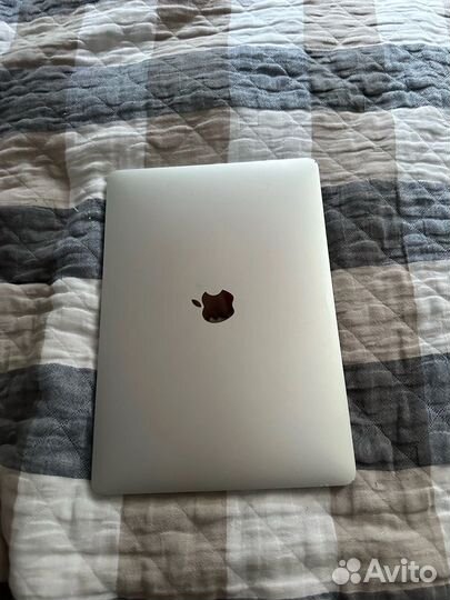 Apple macbook pro 13 m1 8gb 512gb