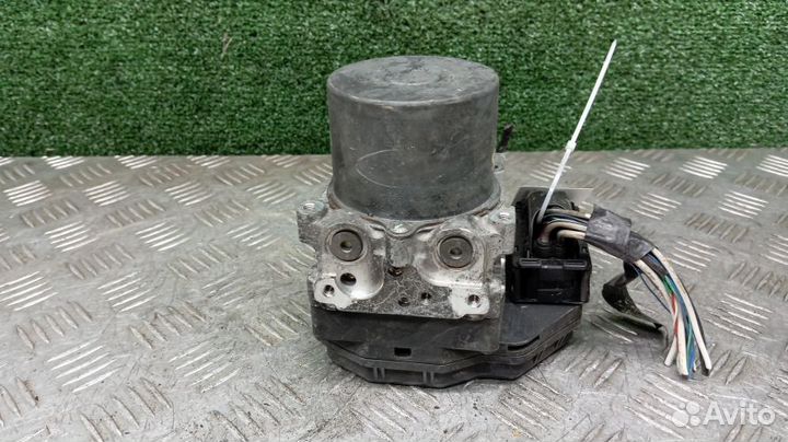 Блок abs Toyota Rav4