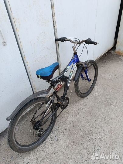 Велосипед Stinger. колеса 24