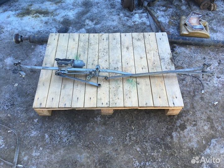 Трапеция стеклоочистителя Peugeot 408