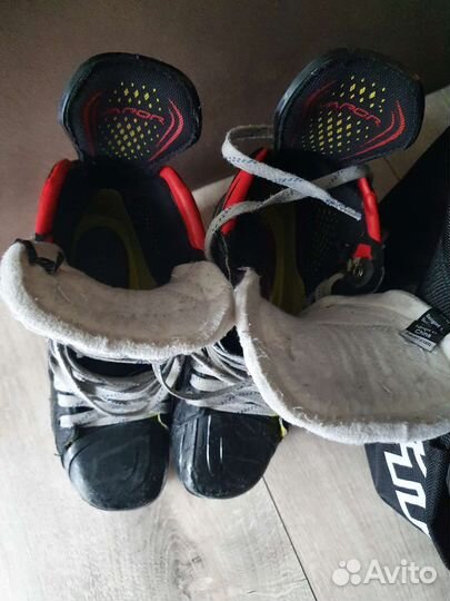 Хоккейные коньки bauer vapor 2x