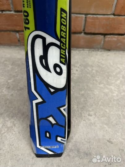 Горные лыжи и ботинки