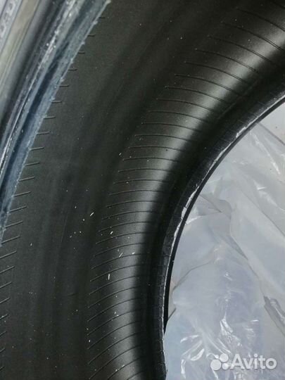 Nokian Tyres Hakka Z 265/45 R21