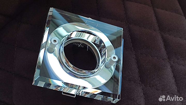 Точечный светильник