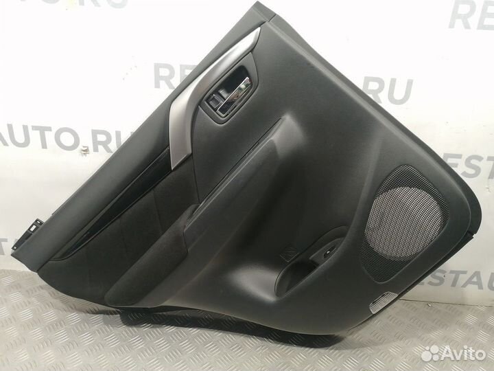 Обшивка двери задней левой Mitsubishi Pajero Sport