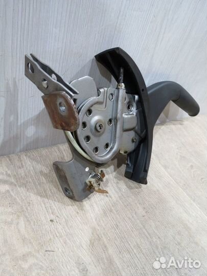 Ручник Mitsubishi Lancer 10