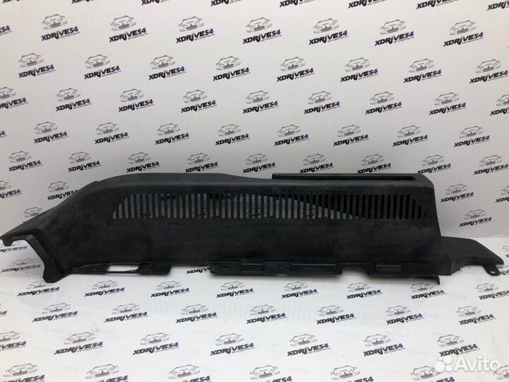 Направляющая шторки багажника задняя левая Bmw X6