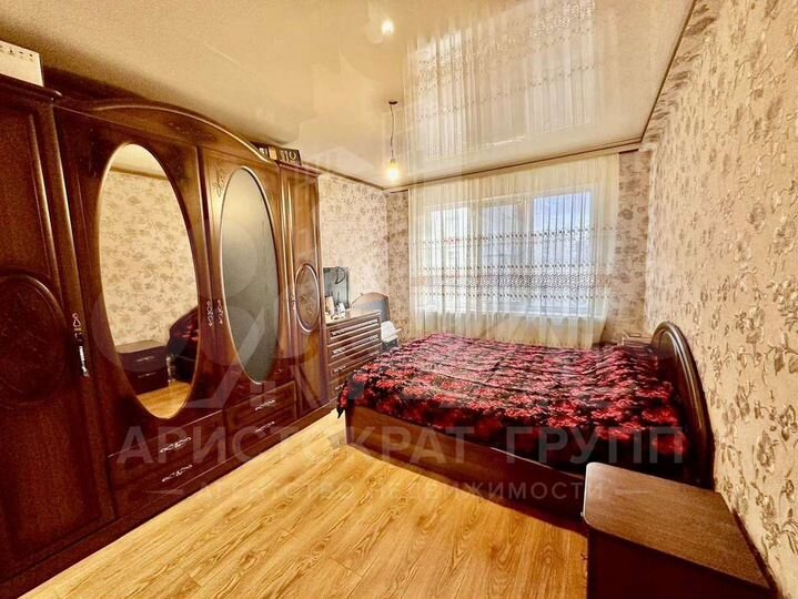 2-к. квартира, 55 м², 3/5 эт.