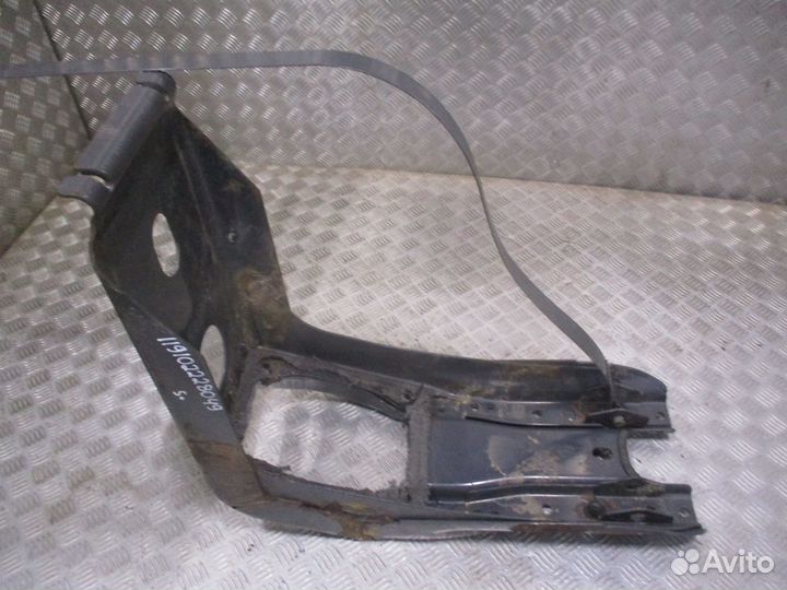 Кронштейн бака мочевины Scania 2119155