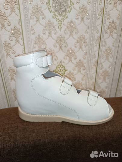 Босоножки детские