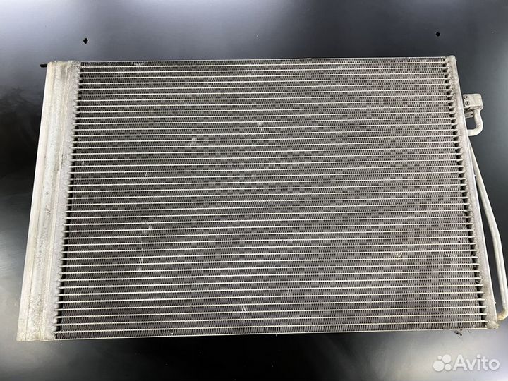 Радиатор кондиционера Bmw E60 E65