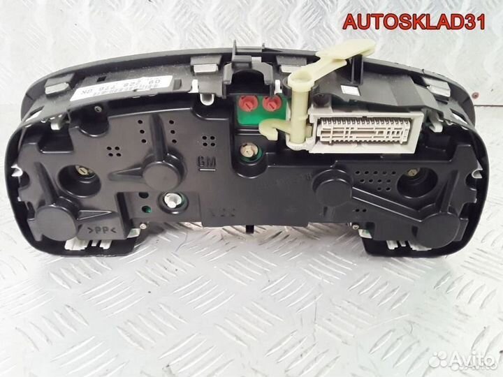Приборная панель Opel Zafira A 09228776GK