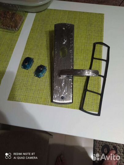 Дверные ручки