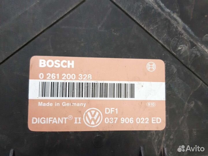 Эбу audi 80,0261200328