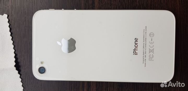 iPhone 4S, 8 ГБ