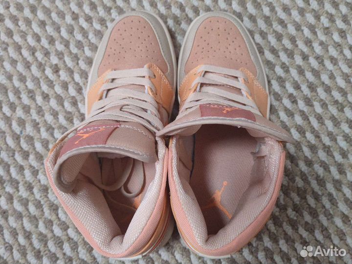 Кроссовки nike jordan