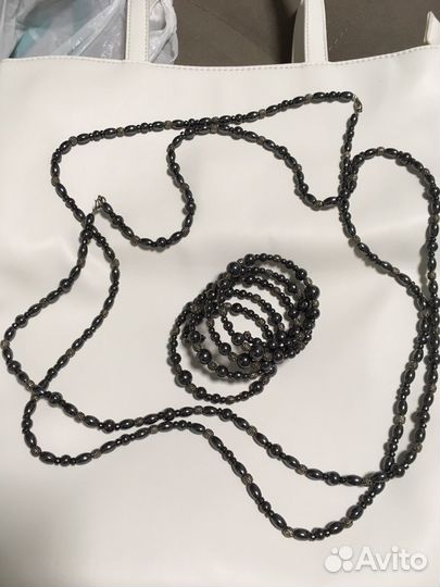 Набор из бус и браслета