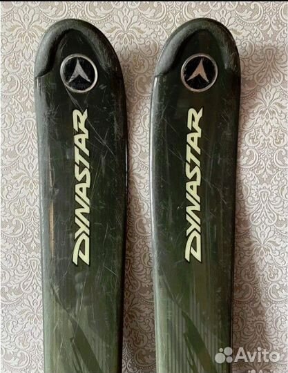 Горные лыжи с креплением