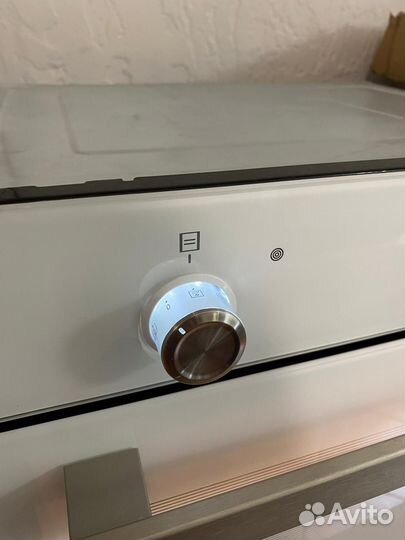 Электрический духовой шкаф Jacky's JO EW7538 белый