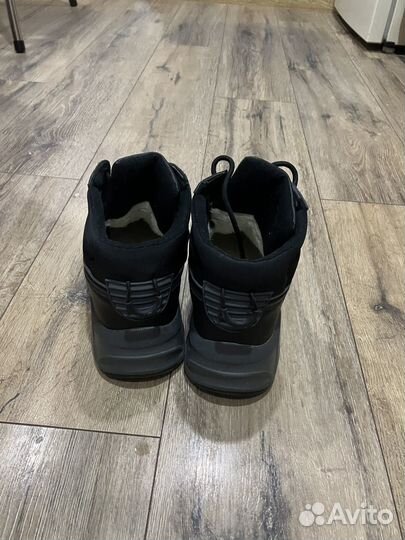 Мужские зимние кроссовки