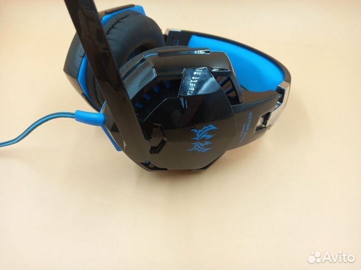 С дефектом 835897 Игровые наушники с микрофоном