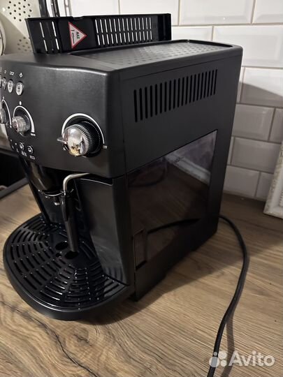 Кофемашина delonghi magnifica esam4000