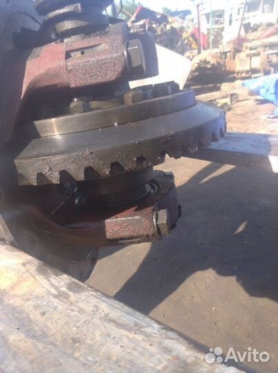 Передний редуктор. Погрузчик To-30 Д-243 1986