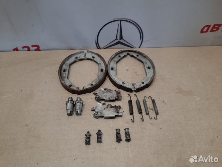 Колодки стояночного тормоза Bmw X1 E84 N46B20BD