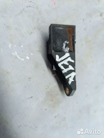 Датчик бокового удара Volkswagen Jetta