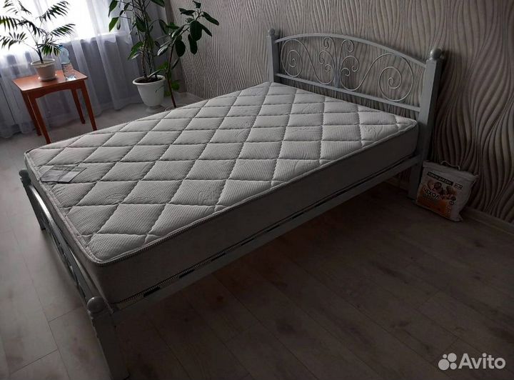 Матрас Новый. Серпухов